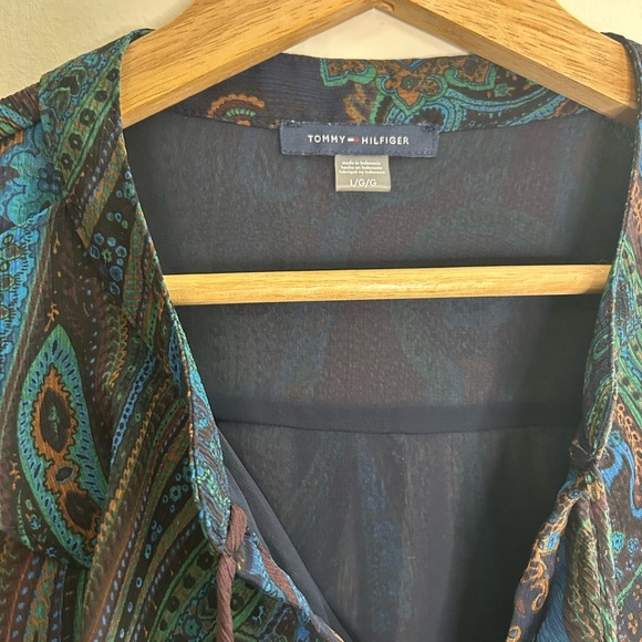 Tommy Hilfiger Paisley Print Blouse - Blue and Green size large - Picture 2 of 3